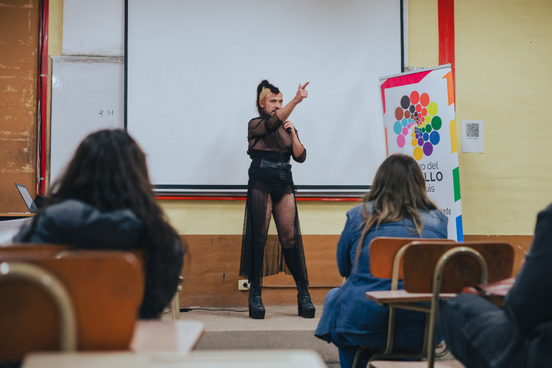 Historias, Memorias Y Archivos De La Desobediencia Sexual De San Luis (126)