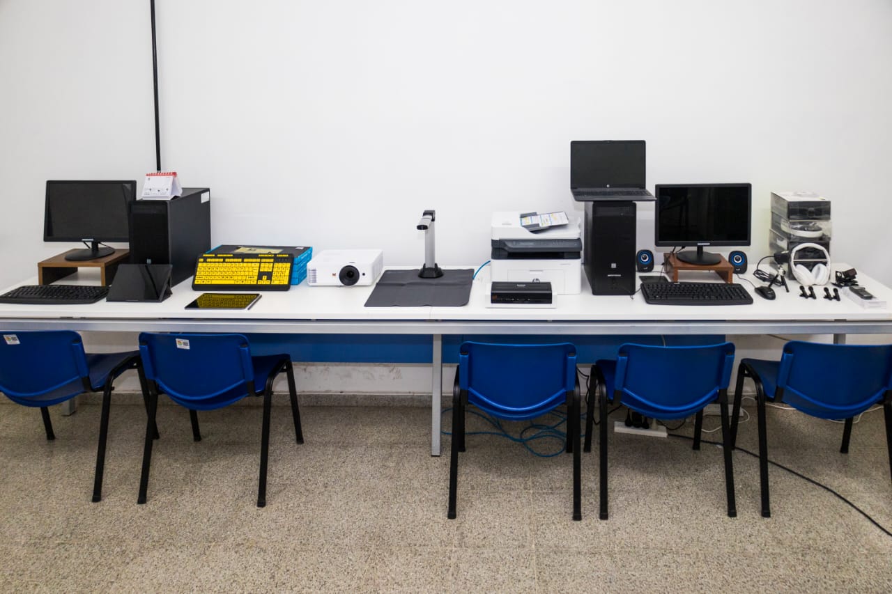 Rograma Universidad Y Discapacidad Equipamiento-2025 (14)