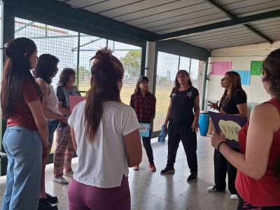 Derechos-Humanos-cruzando-muros-peis-09