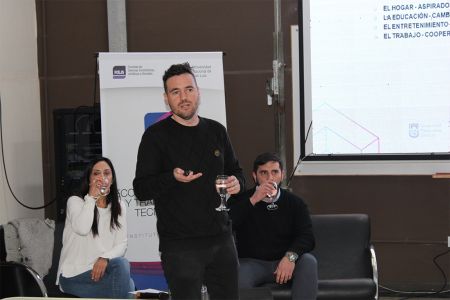 Encuentro  Jóvenes Profesionales Construyendo Futuro (07)