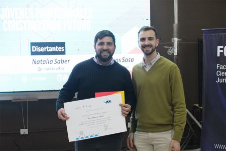 Encuentro  Jóvenes Profesionales Construyendo Futuro (15)