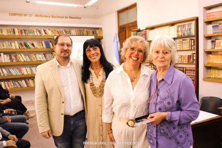 Consultorio-juridico-10-aniversario-36