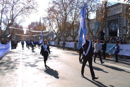 Desfile Cívico Militar Por El Día De La Independencia (02)