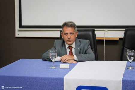 Presentacion-autoridades-fcejs-escuela-32