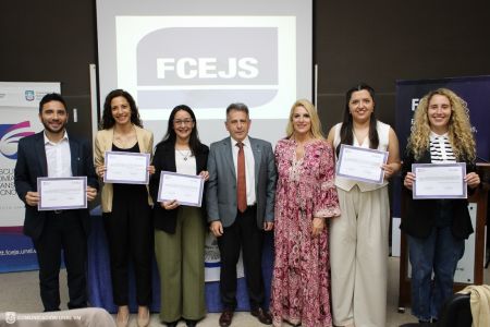 Presentacion-autoridades-fcejs-escuela-47