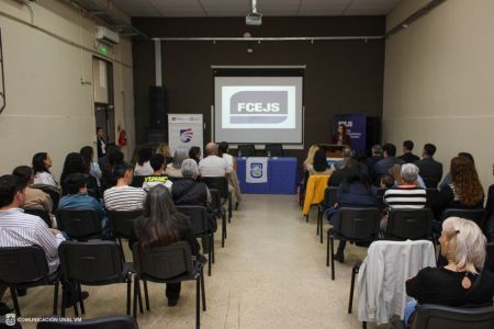 Presentacion-autoridades-fcejs-escuela-8