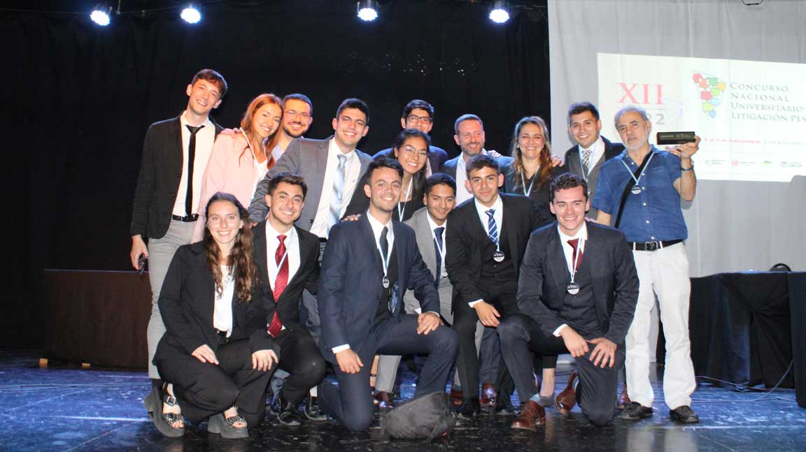 Universidad-Nacional-de-Tucumán—front