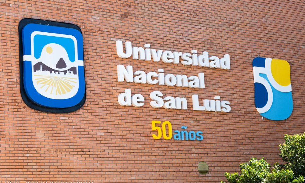 230327-Escudo-UNSL-50-años-14-de-17-1000×600