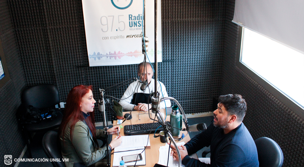 acto-reinauguracion-radio-2025-front